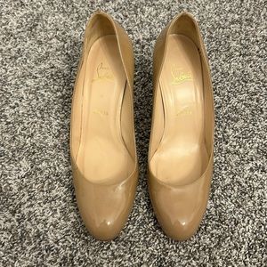 Christian Louboutin Simple Pump 70 Round Toe Patent Leather Sz 40 in Nude